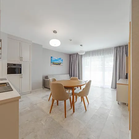 Apartamenty Akwamaryn Ustka Eksteriør bilde