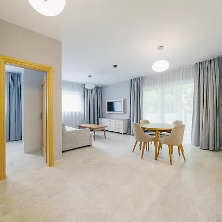Apartamenty Akwamaryn Ustka Eksteriør bilde
